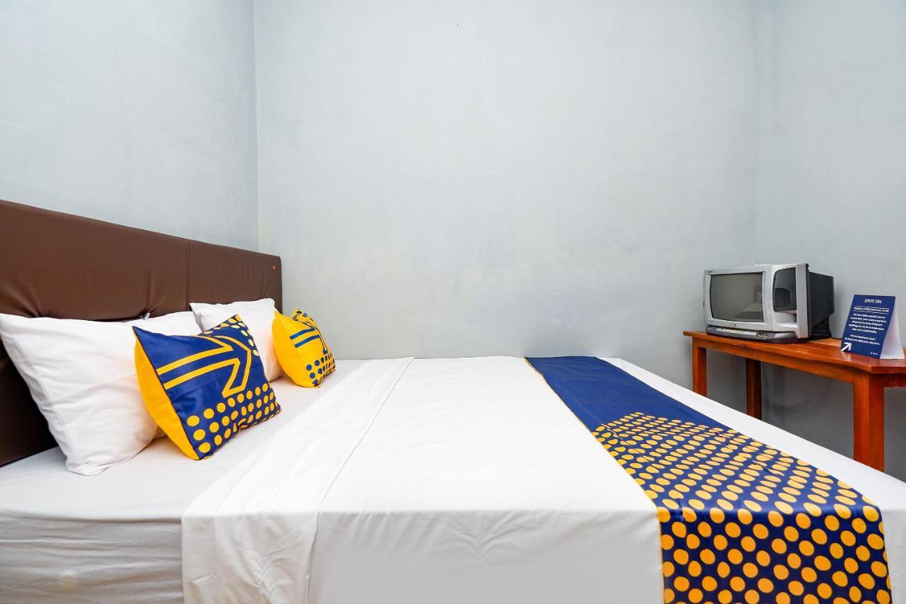 Spot On 2821 Griya Kawula Syariah Otel Solo Dış mekan fotoğraf