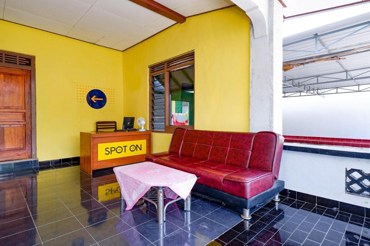 Spot On 2821 Griya Kawula Syariah Otel Solo Dış mekan fotoğraf