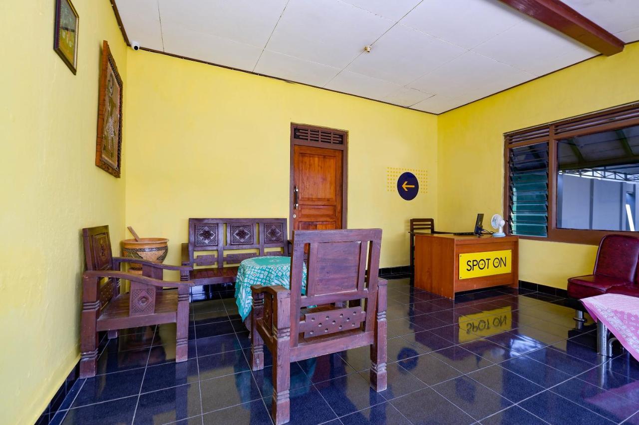 Spot On 2821 Griya Kawula Syariah Otel Solo Dış mekan fotoğraf