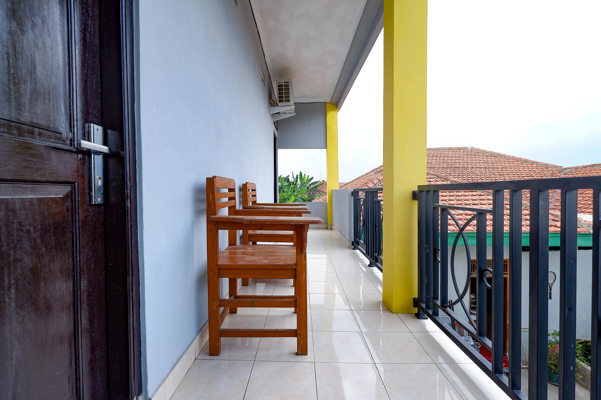 Spot On 2821 Griya Kawula Syariah Otel Solo Dış mekan fotoğraf