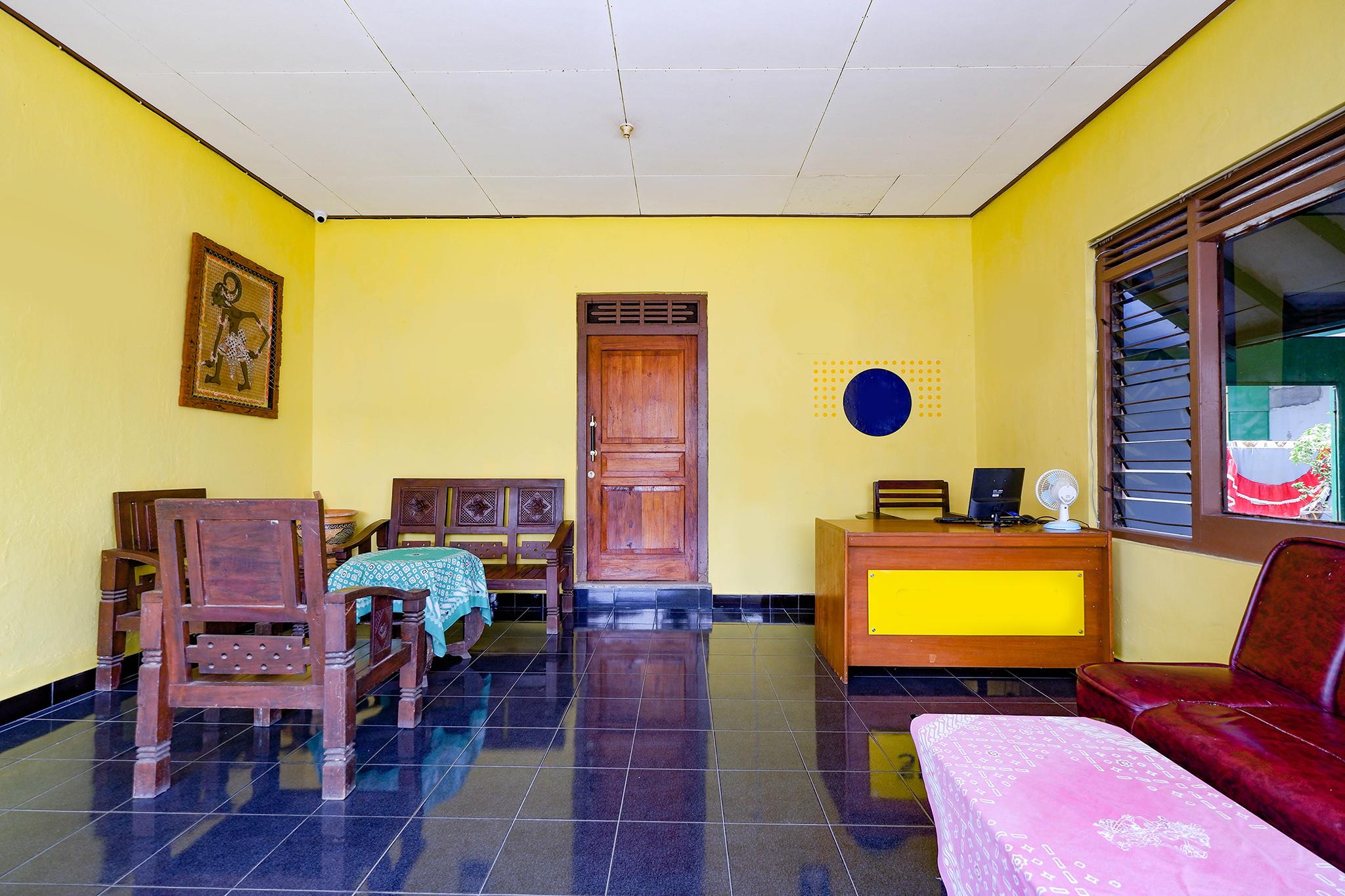 Spot On 2821 Griya Kawula Syariah Otel Solo Dış mekan fotoğraf