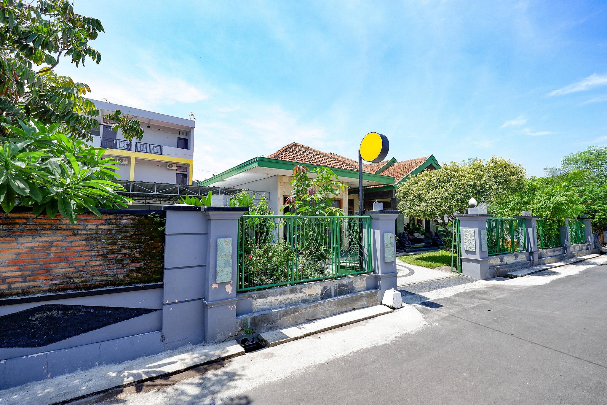 Spot On 2821 Griya Kawula Syariah Otel Solo Dış mekan fotoğraf