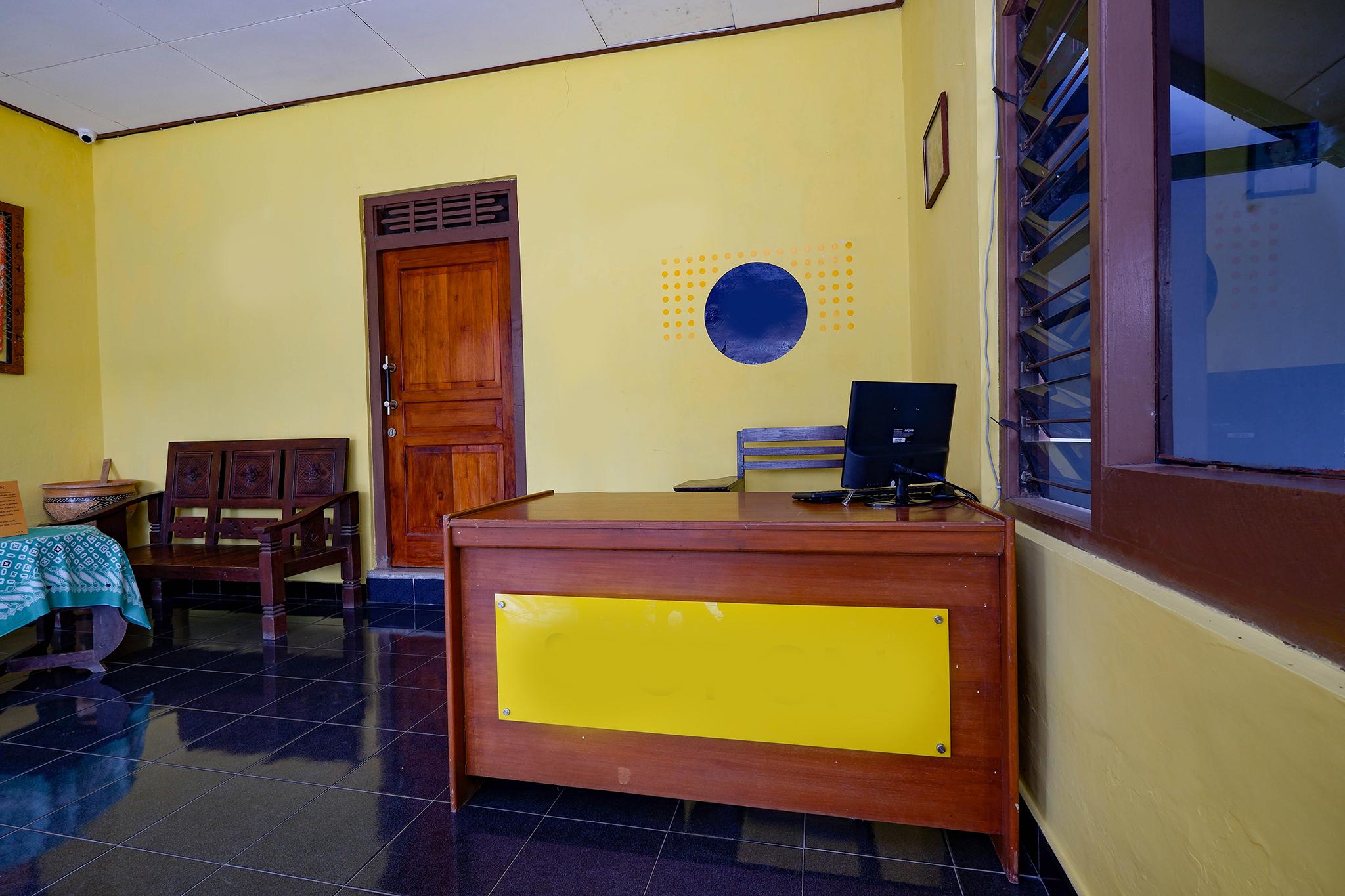 Spot On 2821 Griya Kawula Syariah Otel Solo Dış mekan fotoğraf